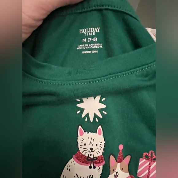 Girls Holiday Graphic Long Sleeve Shirts Bundle M Santa & Dog Christmas Tees - Picture 2 of 4